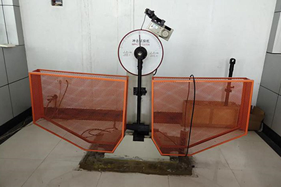 Impact testing machine